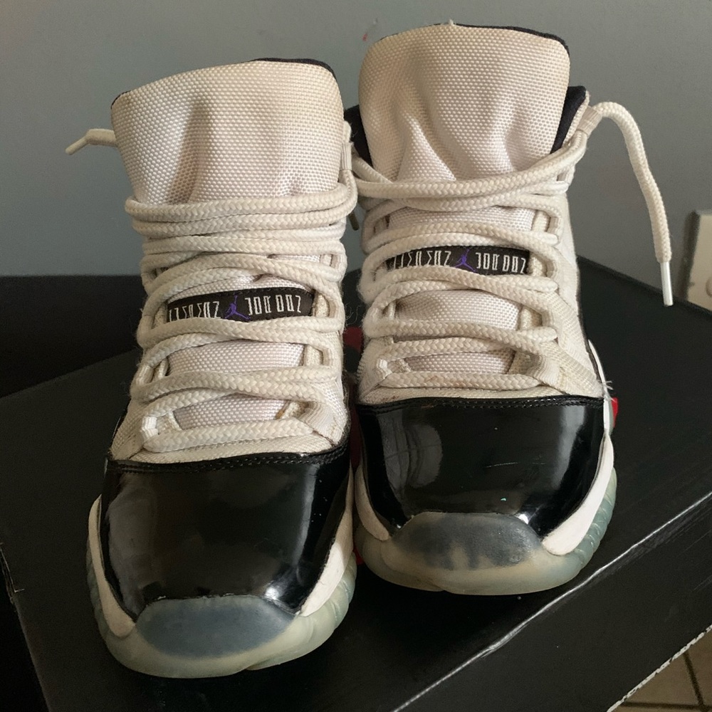 Grade school Jordan 11